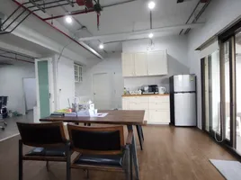 134 SqM Office for rent at Nusa State Tower Condominium, Si Lom