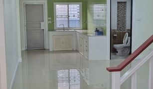 2 Bedrooms Townhouse for sale in Fa Ham, Chiang Mai Ban Sammakorn