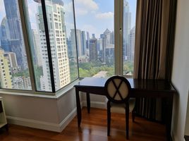 2 Bedroom Apartment for rent at Q Langsuan, Lumphini