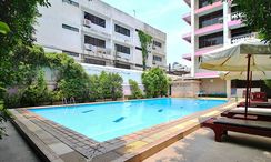 Photo 3 of the Communal Pool at Swasdi Mansion