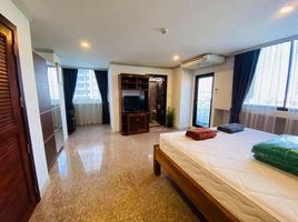 2 Schlafzimmer Appartement zu vermieten im Supalai Place, Khlong Tan Nuea