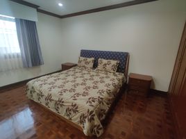 3 Schlafzimmer Appartement zu vermieten im Rishi Court, Khlong Toei Nuea