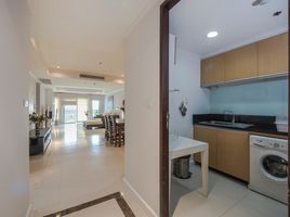 2 Bedroom Condo for rent at The Oleander, Khlong Toei Nuea