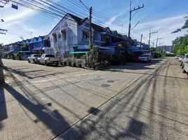 2 Schlafzimmer Reihenhaus zu verkaufen im Sakaeo Ville, Phra Prathon