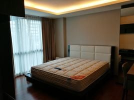 1 Schlafzimmer Appartement zu vermieten im The Address Sukhumvit 61, Khlong Tan Nuea