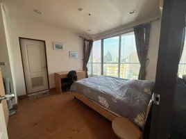 2 Schlafzimmer Wohnung zu vermieten im Sathorn House, Si Lom