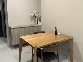 1 Schlafzimmer Appartement zu vermieten im Noble Ploenchit, Lumphini