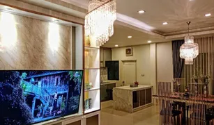 ขายบ้านเดี่ยว 4 ห้องนอน ใน ออเงิน, กรุงเทพมหานคร เซนโทร รามอินทรา - จตุโชติ 