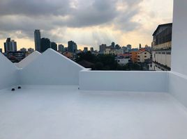 5 Schlafzimmer Reihenhaus zu vermieten in Bangkok, Phra Khanong Nuea, Watthana, Bangkok