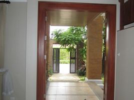 3 Schlafzimmer Villa zu vermieten im Narasiri Pattanakarn-Srinakarin, Suan Luang, Suan Luang
