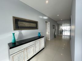 2 спален Кондо на продажу в Sunset Plaza Condominium, Карон