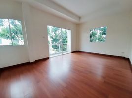 4 Schlafzimmer Haus zu verkaufen im Lanceo Watcharapol-Expressway, O Ngoen, Sai Mai