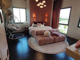 4 Bedroom Villa for sale at Grand Bangkok Boulevard Krungthepkritha, Lak Song, Bang Khae