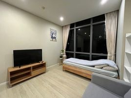 1 Schlafzimmer Wohnung zu vermieten im The Room Sukhumvit 21, Khlong Toei Nuea