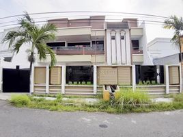 6 Schlafzimmer Haus zu verkaufen im Surabaya, Dukuhpakis