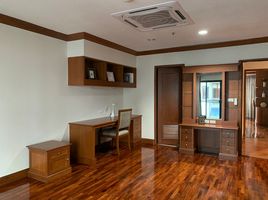 3 Bedroom Condo for rent at G.P. Grande Tower, Khlong Toei Nuea, Watthana, Bangkok