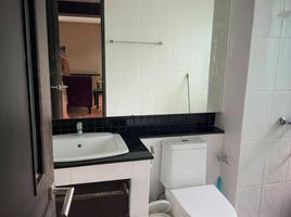 Studio Apartment for rent at The Kris Residence, Patong, Kathu
