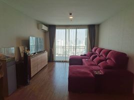 2 Bedroom Apartment for sale at Artisan Ratchada , Huai Khwang