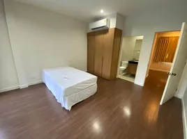 บ้านเดี่ยว 4 ห้องนอน ให้เช่า ในโครงการ SW 38 Place, พระโขนง