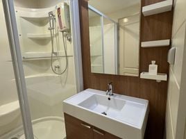 1 спален Кондо на продажу в Q House Sathorn, Khlong Ton Sai