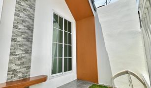 2 Bedrooms Townhouse for sale in Ratsada, Phuket Irawadee Bypass Jeeteng