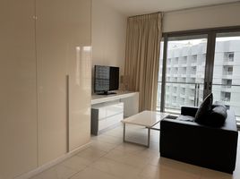 Studio Condo for sale at Northpoint , Na Kluea