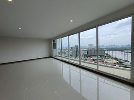 4 Schlafzimmer Appartement zu vermieten im Supalai Riva Grande, Chong Nonsi