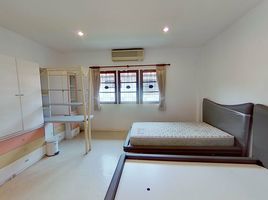 2 Bedroom Townhouse for sale in Chiang Mai, Pa Daet, Mueang Chiang Mai, Chiang Mai