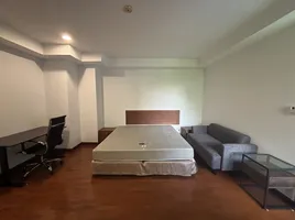 1 Schlafzimmer Wohnung zu vermieten im La Perla Apartment, Sam Sen Nai