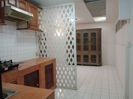 3 спален Дом for sale in Chang Khlan, Mueang Chiang Mai, Chang Khlan