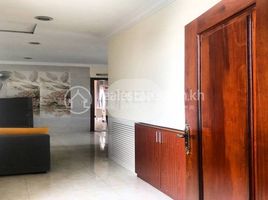 1 Schlafzimmer Appartement zu vermieten im Apartment for Rent, Tuek L'ak Ti Pir, Tuol Kouk