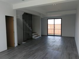 บ้านเดี่ยว 3 ห้องนอน ให้เช่า ในโครงการ ลอฟท์ เลนด์ ลาซาล, บางนา