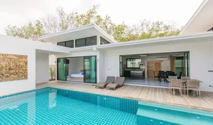 2 Bedrooms Villa for sale in Rawai, Phuket 