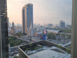 131 m² Office for rent at SINGHA COMPLEX, Bang Kapi, Huai Khwang, Bangkok