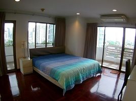 3 спален Кондо на продажу в Richmond Palace, Khlong Tan Nuea