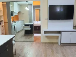 1 Bedroom Condo for rent at Noble Remix, Khlong Tan