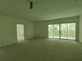 3 Schlafzimmer Wohnung zu verkaufen im The Green Places Condominium, Ratsada