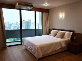 1 Schlafzimmer Wohnung zu vermieten im Regent Royal Place 1, Lumphini