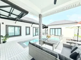 ขายบ้านเดี่ยว 4 ห้องนอน ในโครงการ รัตนากร วิลเลจ 17, เมืองพัทยา, พัทยา