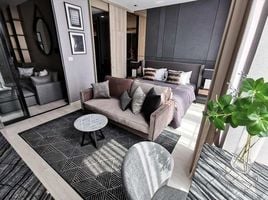 1 Bedroom Apartment for sale at Noble Ploenchit, Lumphini