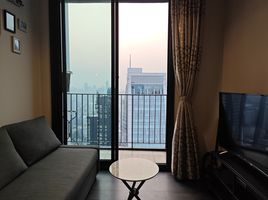 1 Schlafzimmer Wohnung zu vermieten im Edge Sukhumvit 23, Khlong Toei Nuea, Watthana