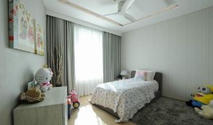 Bang Lamphu Lang, ဘန်ကောက် Watermark Chaophraya တွင် 3 အိပ်ခန်းများ ကွန်ဒို ရောင်းရန်အတွက်