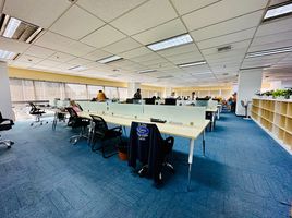 4,306 Sqft Office for rent at Serm Mit Tower, Khlong Toei Nuea, Watthana, Bangkok, Thailand