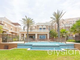 6 Bedroom House for sale at Balqis Residence, Palm Jumeirah, Dubai