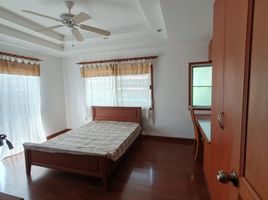 5 Bedroom House for sale in Bangsaen Beach, Saen Suk, Saen Suk