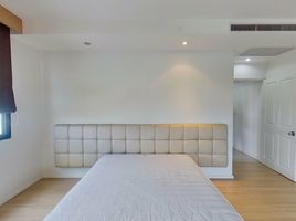 2 Schlafzimmer Appartement zu vermieten im Charoenjai Place, Khlong Tan Nuea