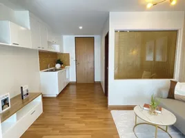 1 Bedroom Apartment for sale at Grene Suthisarn, Sam Sen Nok