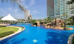 Фото 2 of the Communal Pool at Movenpick Residences