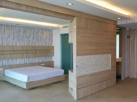 1 Bedroom Apartment for sale at Paradise Ocean View, Bang Lamung