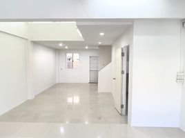 200 m² Office for rent in Nawamin, Bueng Kum, Nawamin